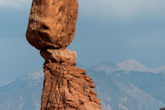 Arches-NP-Balanced-Rock-D800E-040811