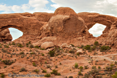 Arches-NP-NorthSouth-Window-D800E-040901